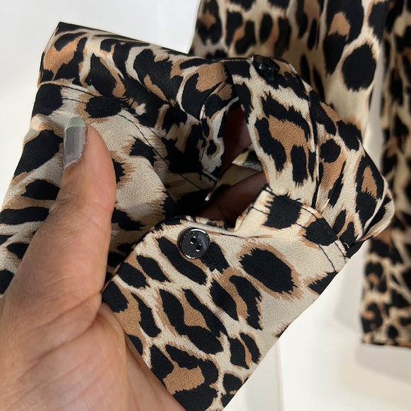 CYNTHIA ROWLEY leopard button down shirt - Picture 8 of 11